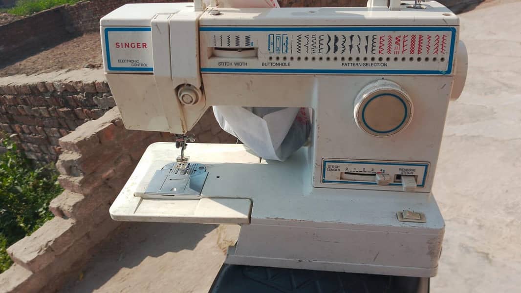 Sewing machine 10/10 0