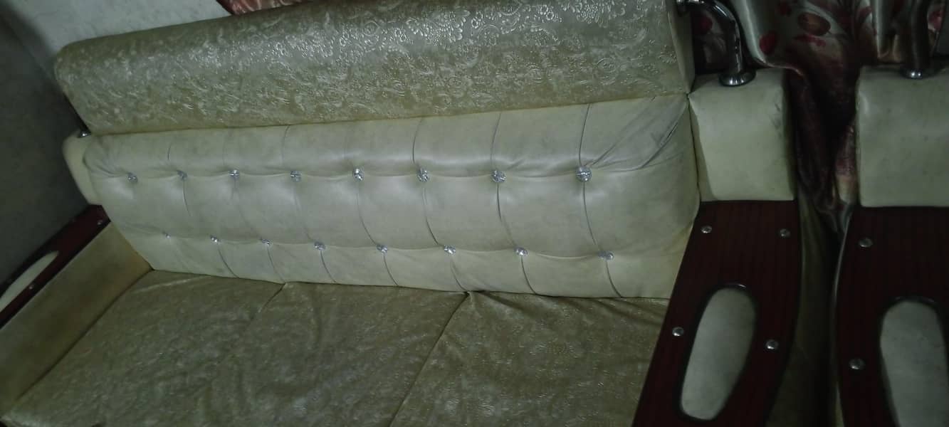sofas 17