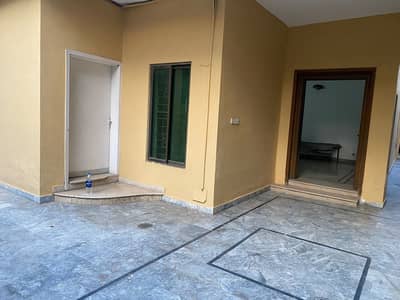 10 Marla House For Rent