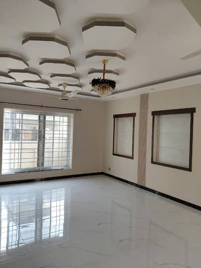Upper Portion For Rent In G15 Size 14 Marla Separate Gas Electricity Meters Near To Markaz Masjid Park Walking Distance 2 Mint More Five Options Available