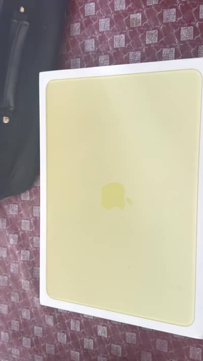 New MacBook Neo ( Citrus ) Japan imports 1 year warranty box pack