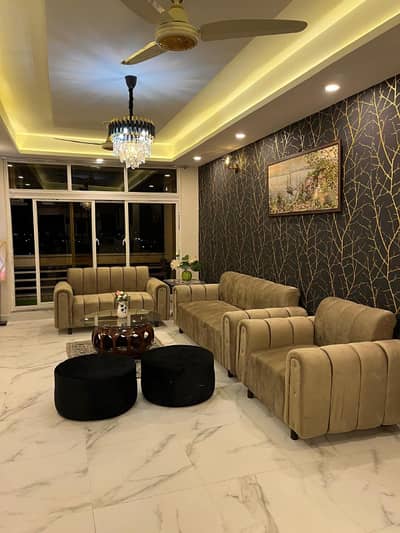 1 Bed Furnished Apartment on Daily Basis.