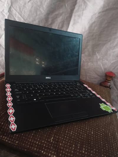 DELL Latitude 7280 i5 6th generation 4gb Ram 128gb ssd