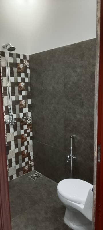 7 Marla lower portion available for rent in jubilee Town Lahore