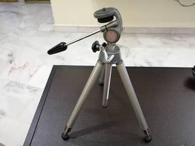 Topman E8 Tripod Stand for Professional (Japan)
