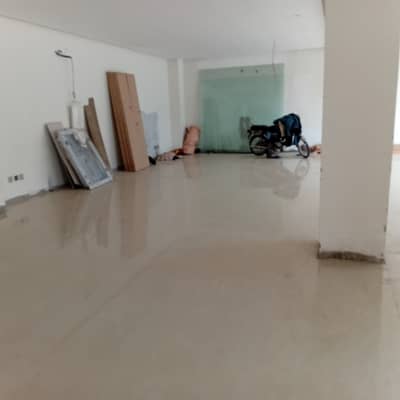 Brand New 600 Sqft Office Floor Available For Rent
