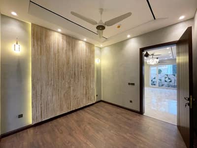 Get This Amazing 20 Marla Upper Portion Available In DHA Phase 7