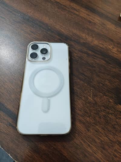 Iphone 16 pro max Came Dubai 100 % health just 25 cycle