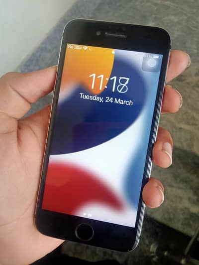 I phone 7 (PTA approved)