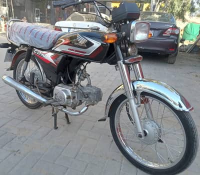 Honda CD70 2025 model Karachi num 1st owner Genuine condition