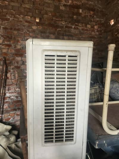 CLINIC FURNITURE AVAILABLE