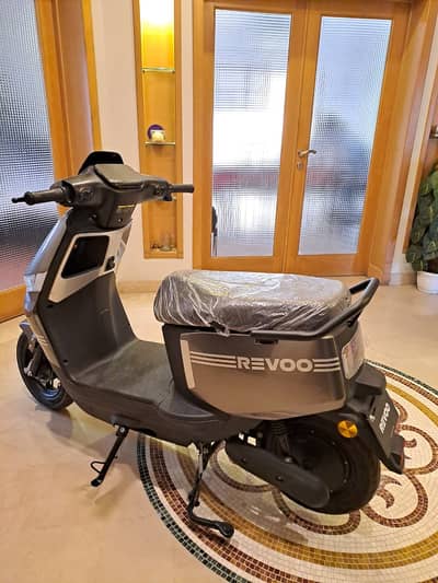 REVOO A11 Electric (Space Grey)