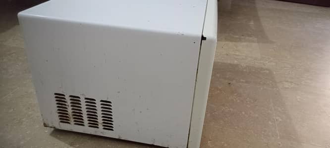 Dawlance microwaves oven