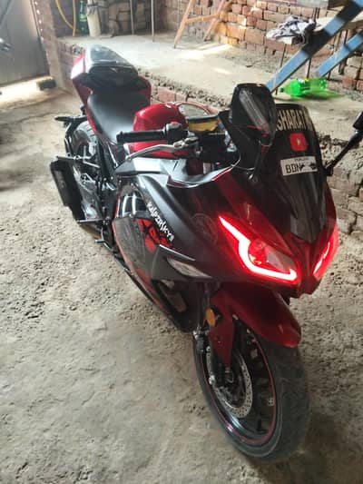 Kawasaki Ninja 300 250 cc brand new 3800 kilometer sabhi bhai Patel