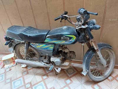Super Star CD 70 Bike for Sale