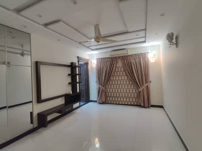 1 Kanal Modern Desing 5-Bedroom Bungalow For Sale | DHA Phase 7 Block W | Prime Location