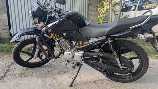 Yamaha YBR 125 G in perfect condition ready for sale