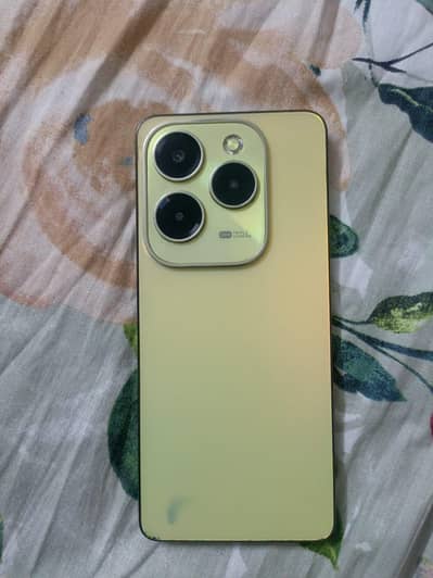 Infinix hot 40 8,256gb