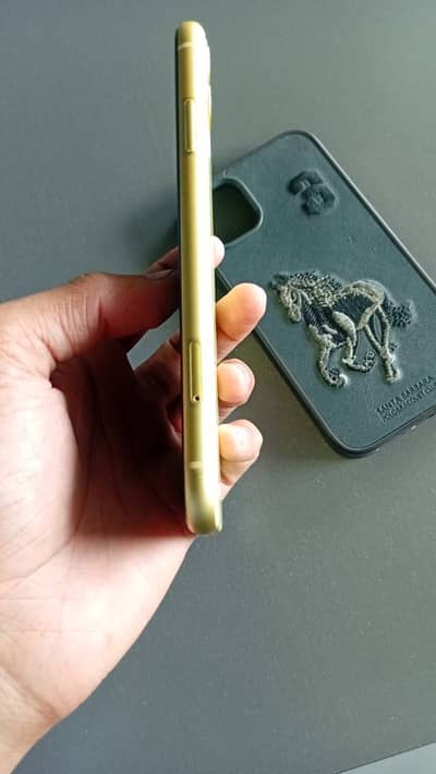 I phone 11 non PTA not jv