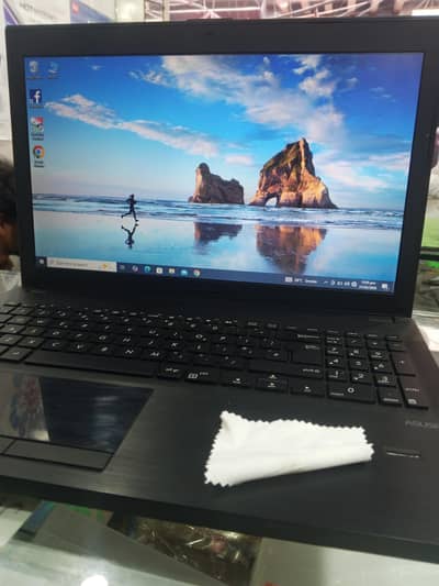 Laptop ASUS Intel core i3