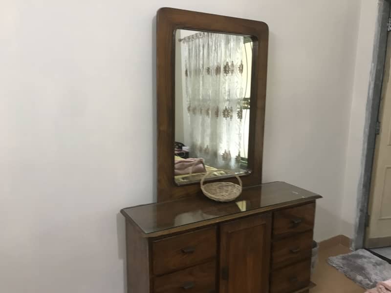 Dressing table (solid wood) 1