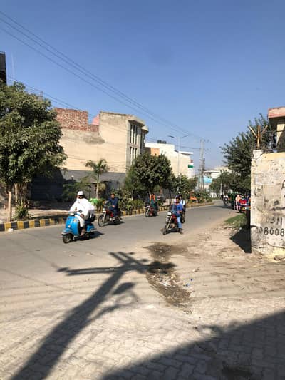 10-Marla Brand New House For Sale