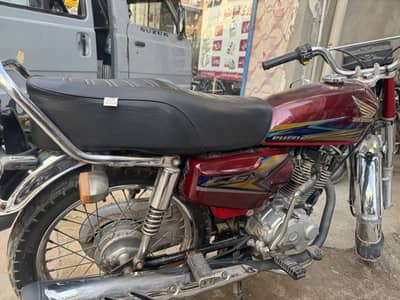 honda 125 red colour