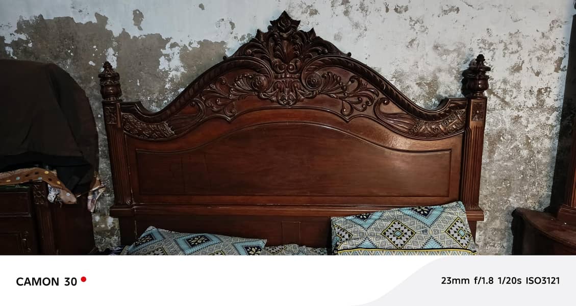 double bed plus Side Table & Dressing 1