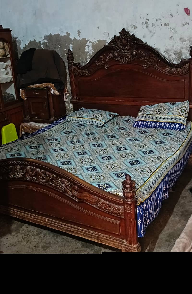 double bed plus Side Table & Dressing 3