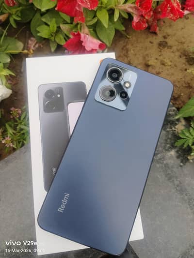 Redmi Note 12. . . . . . 8/128