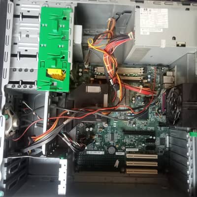 HP CompaqDC7800 Minitower + Monitor.