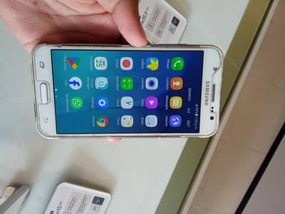 Samsung J5