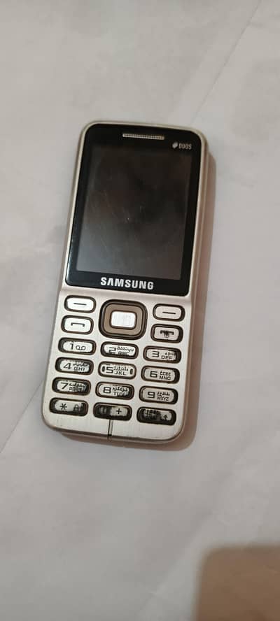 Samsung keyboard mobile with camera