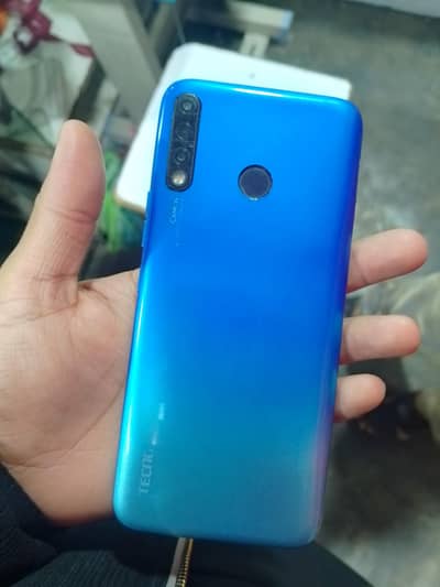 teckno spark Mobile chal ma sai ha