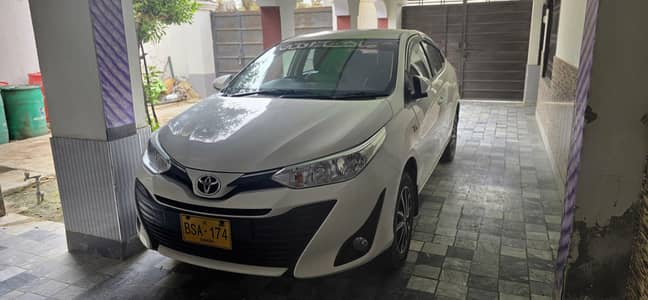 Toyota yaris ativ mt 1.3 2020 model