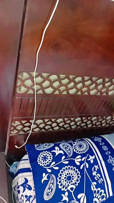 furniture bed ,cupord, side tables,dresing with two mirrors