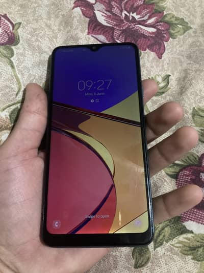 Samsung A20s urgent sale