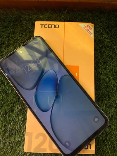 Tecno kl4 64+4