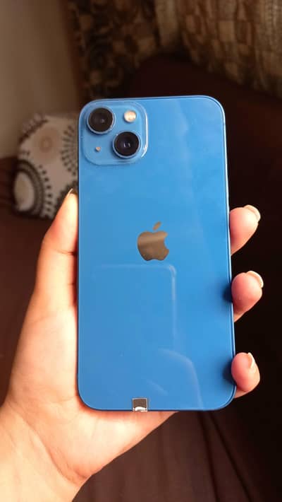 iphone 13. (03212181975)