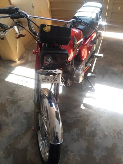 Honda 125 all ok hua Ky km ni hua mra nam pa  hua