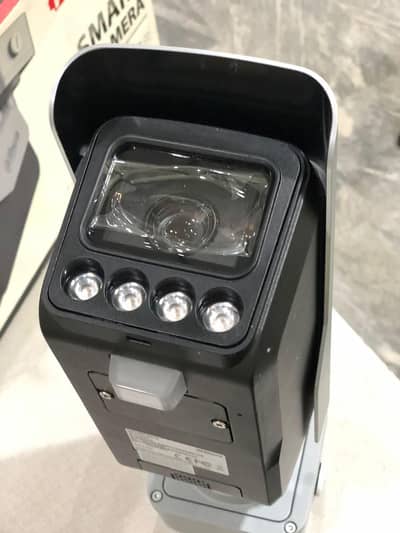 Contact 03044405772 Model: DHI-ITC413-PW4D-Z3