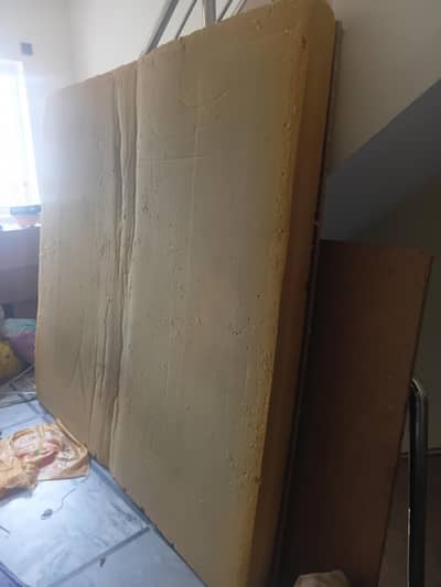 durafoam 72*78/4" in good condition