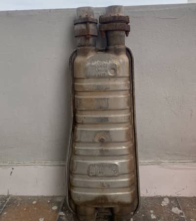 Original Mercedes Cls550 W219 catalytic converter