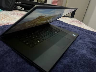 Dell Precision 5520, i7 7th, 16GB 512GB 4GB