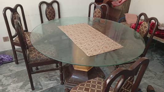 Daing Table with six chairs