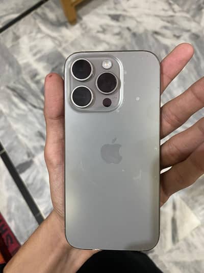 iPhone 15 Pro 128 GB jv