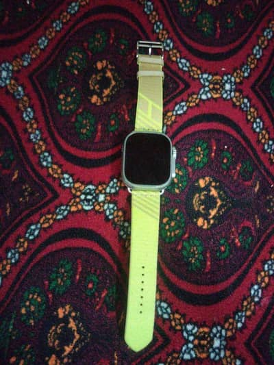 apple Watch ultra (1st generation) 49mm titanium and ceramic case