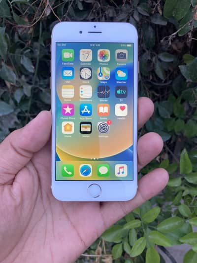 iPhone 6 128GB Factory Unlcoked Non PTA . . Full Sim Time Available
