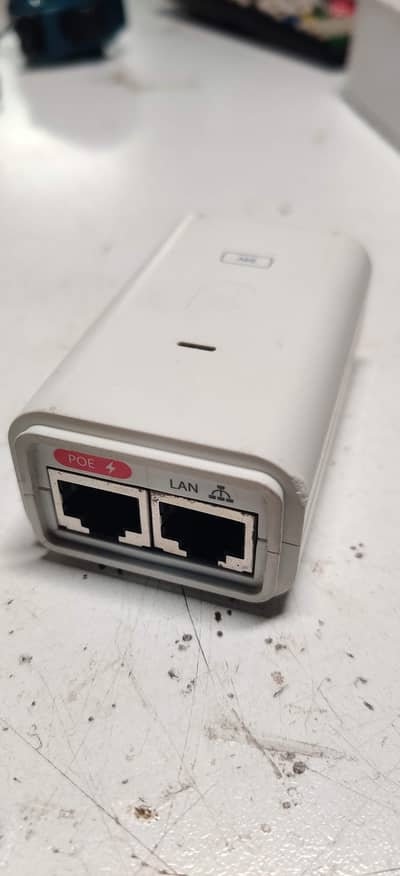 Ubiquiti POE adapter 24V  12 W, 7W, 24W