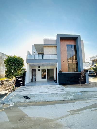 Get An Attractive House In Islamabad Under Rs. 43000000